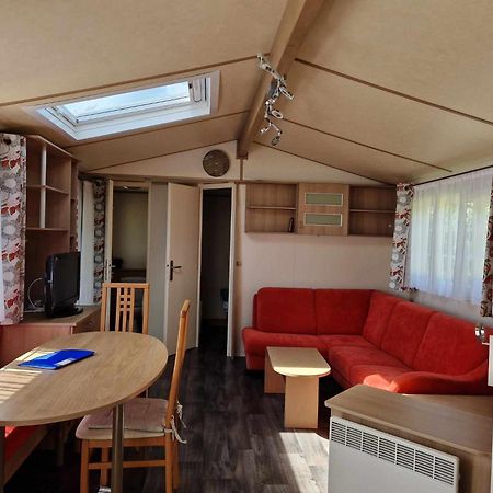 Camping Le Clos De Balleroy Dış mekan fotoğraf
