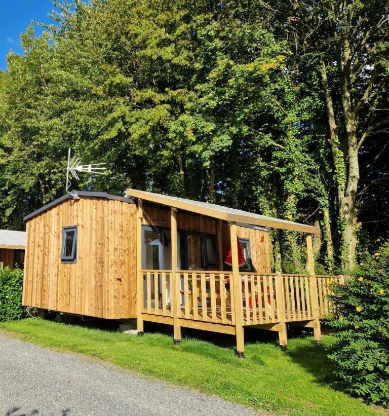 Camping Le Clos De Balleroy Oda fotoğraf